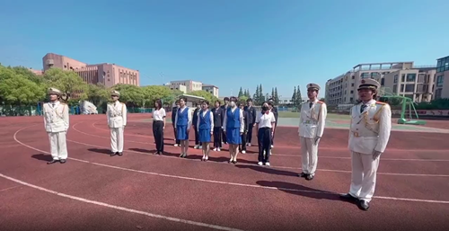 我們正青春，一起向未來！